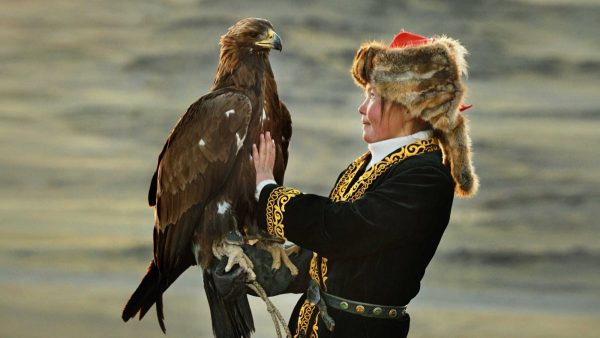 the-eagle-huntress