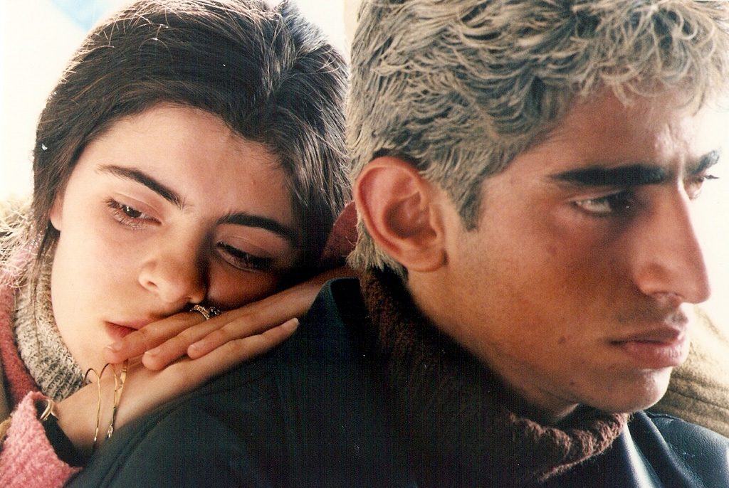 gunese-yolculuk-1999