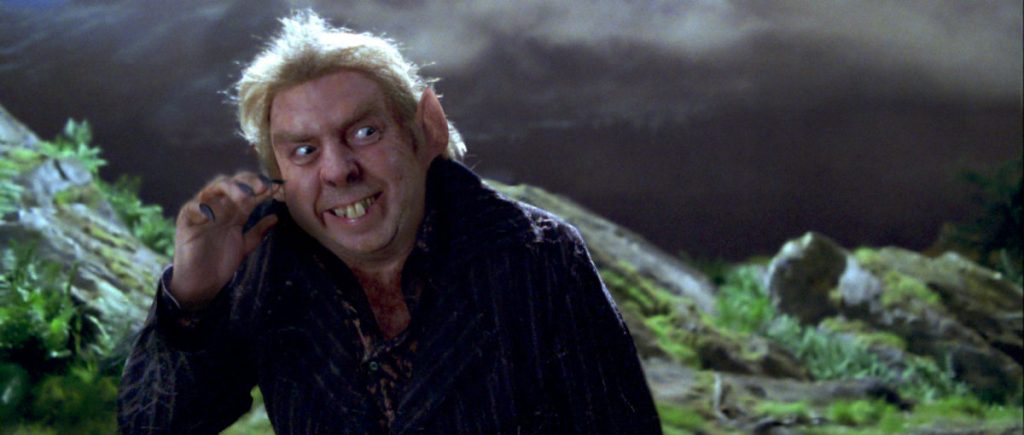 peterpettigrew_wb_f3_pettigrewsmilingpartwaythroughtransformation_still_080615_land